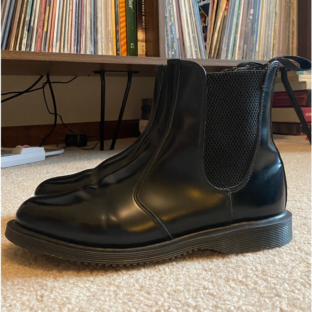 Dr. Martens flora Chelsea boots